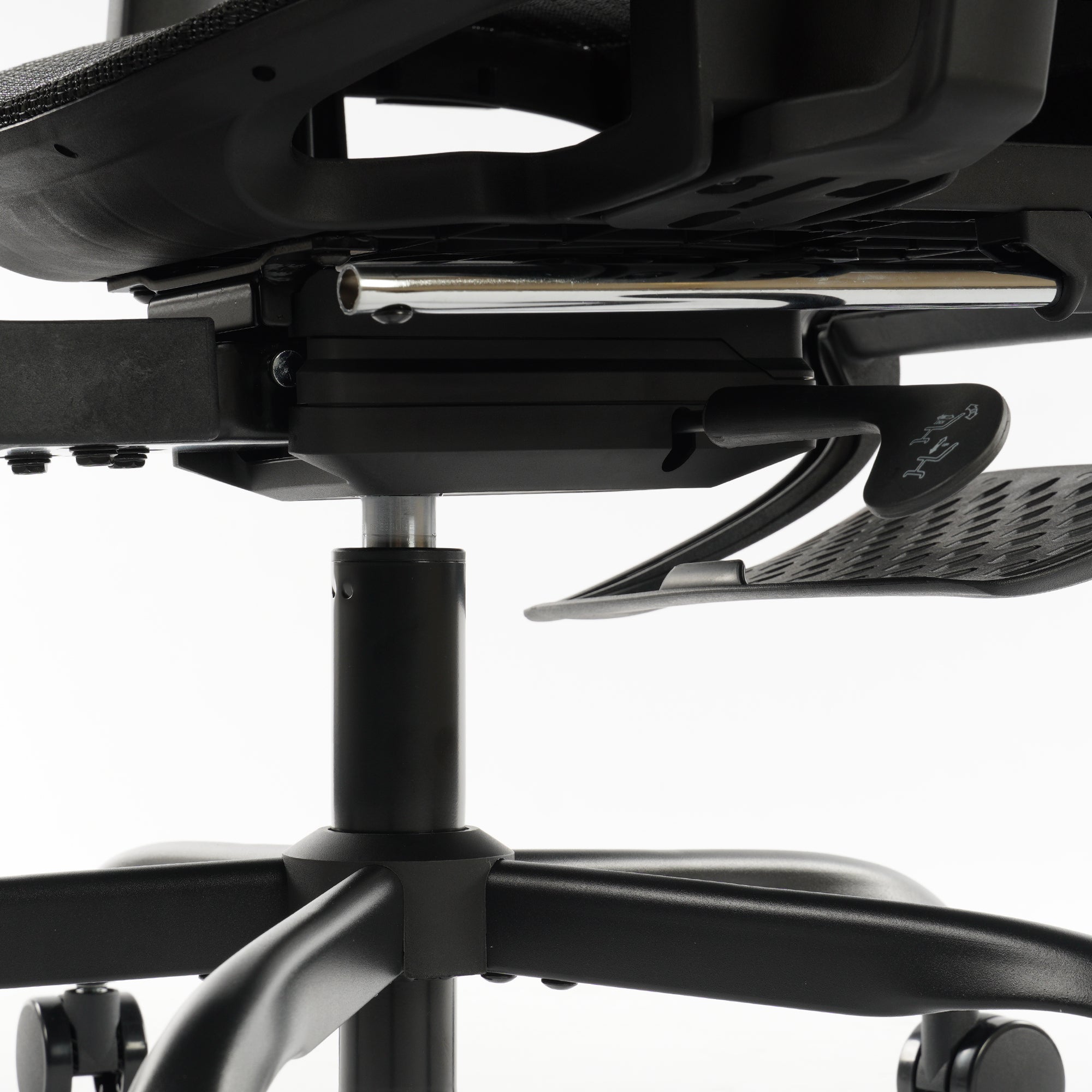 9028 Series Paramount Lounge Ergonomic Office Chair Black Mesh