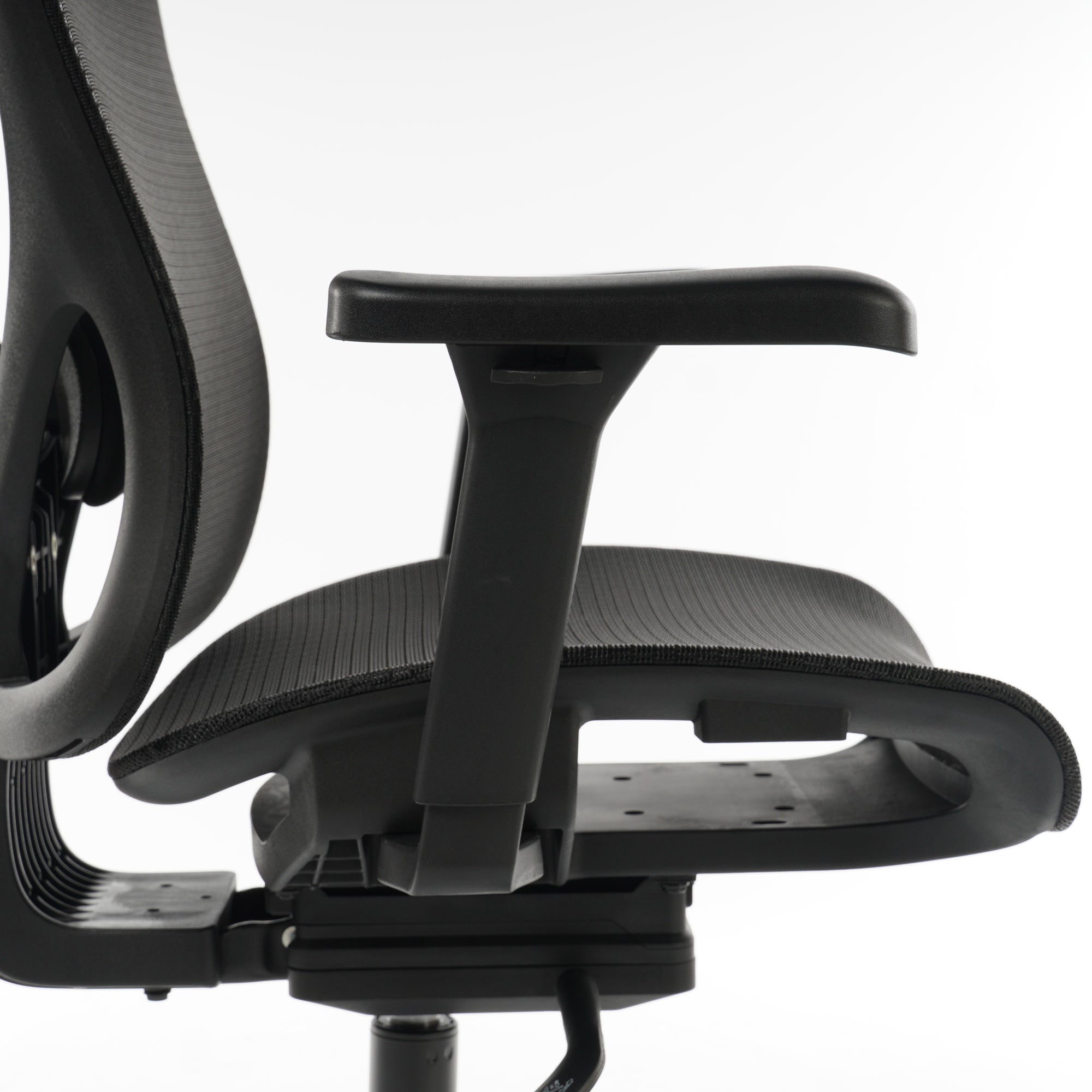 9018 Series Premium Ergonomic Office Chair Black Mesh