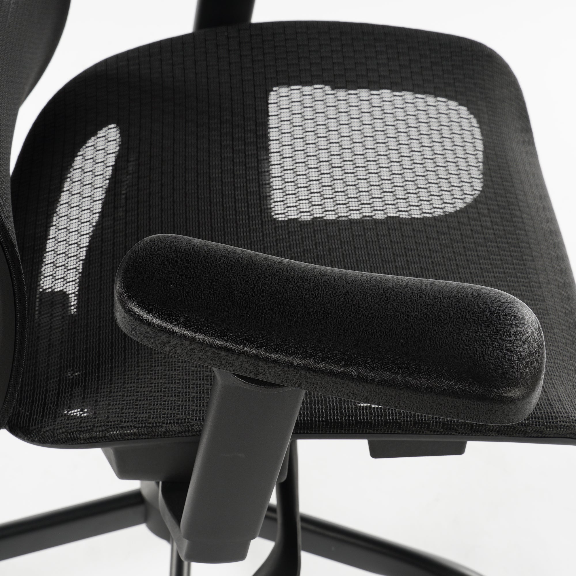 9018 Series Premium Ergonomic Office Chair Black Mesh