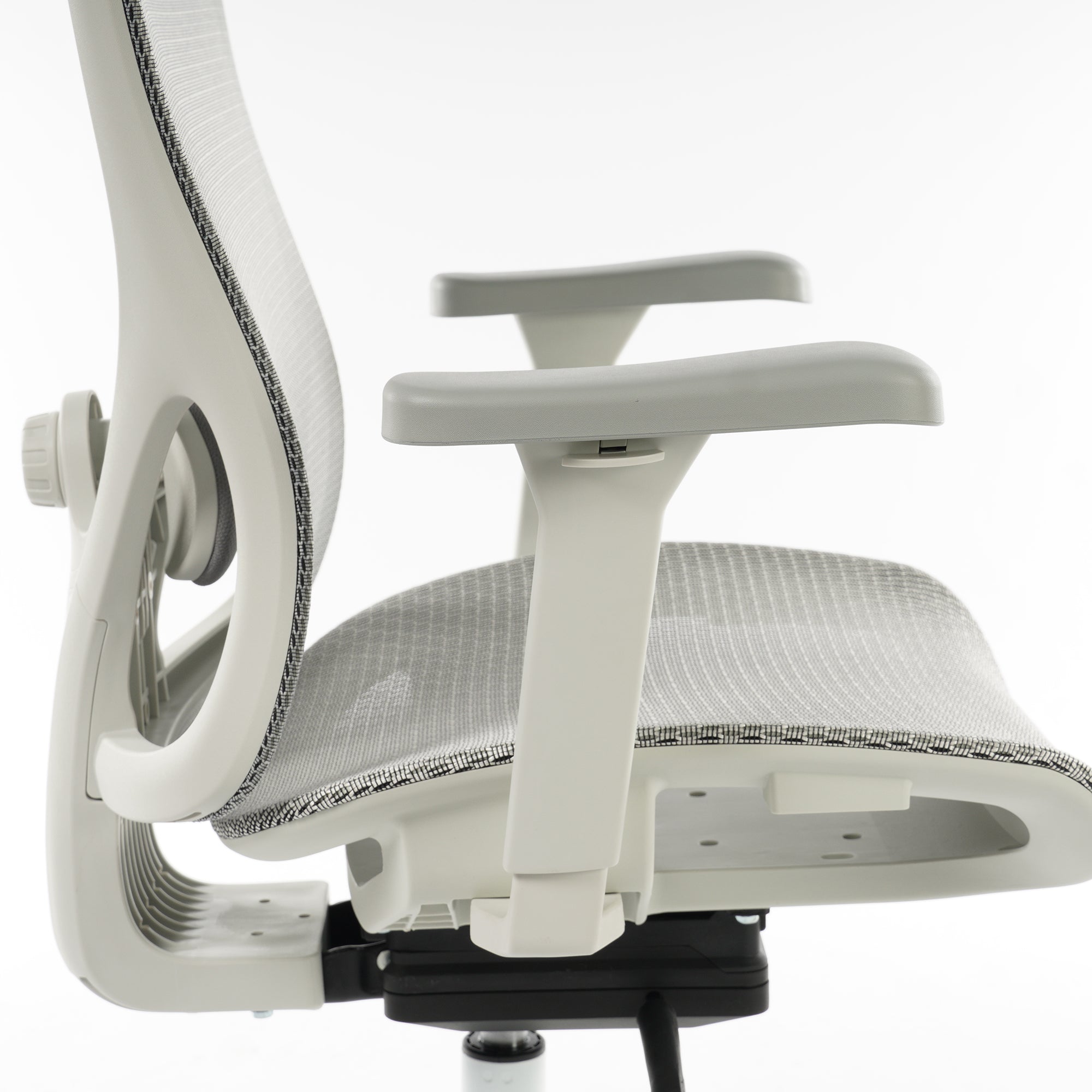 9018 Series Premium Ergonomic Office Chair Grey Mesh