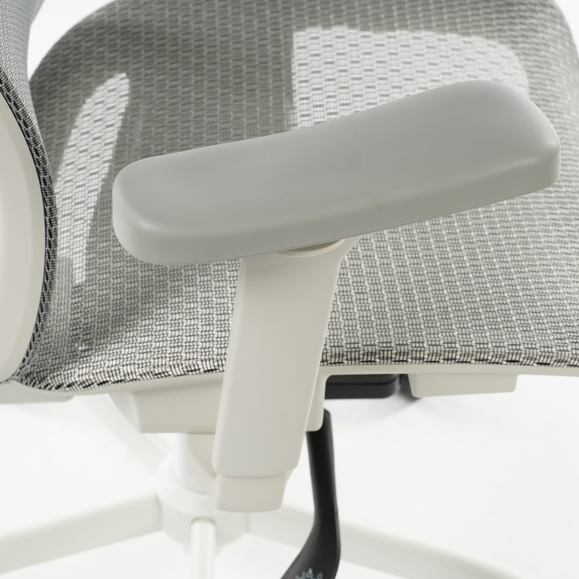 9018 Series Premium Ergonomic Office Chair Grey Mesh