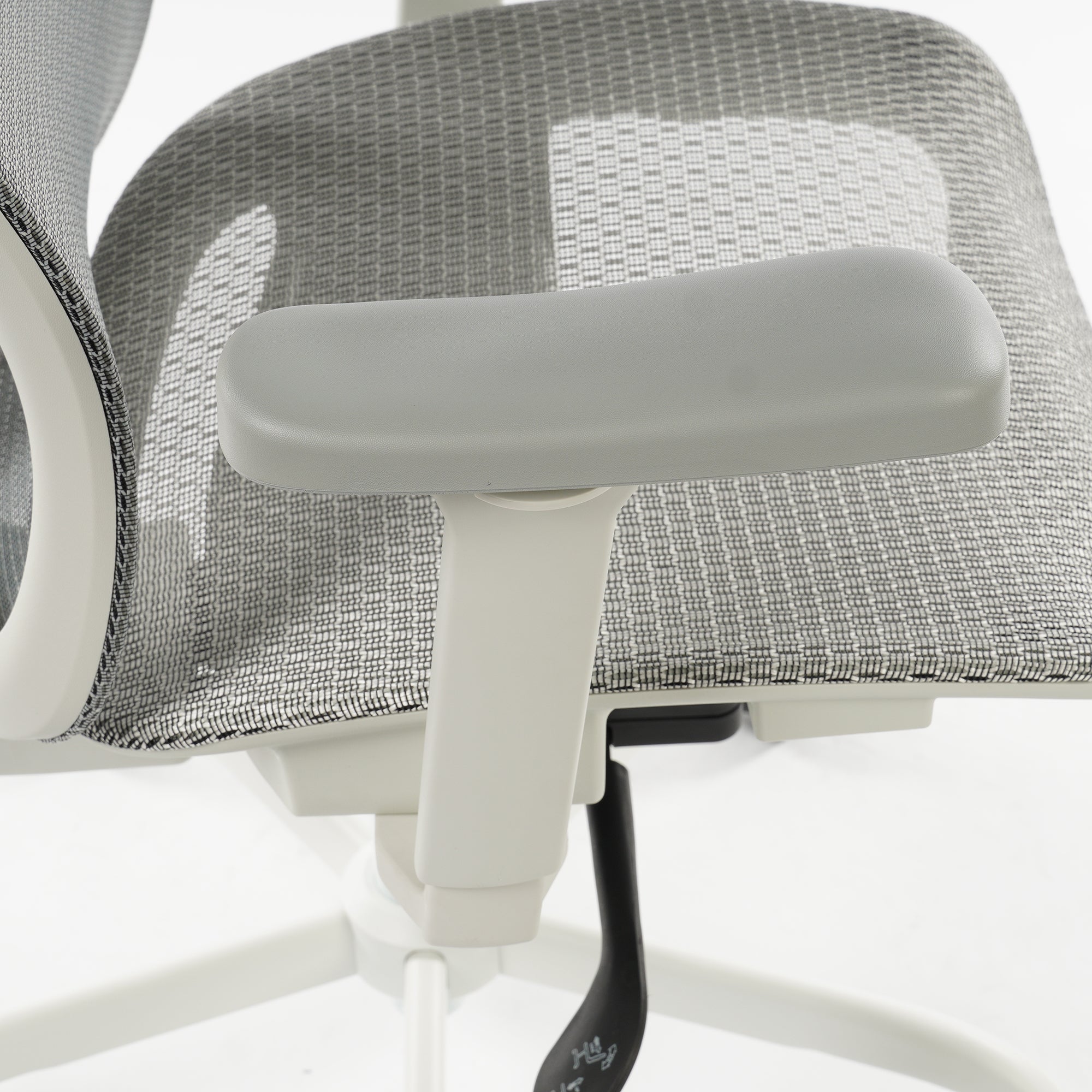 9018 Series Premium Ergonomic Office Chair Grey Mesh